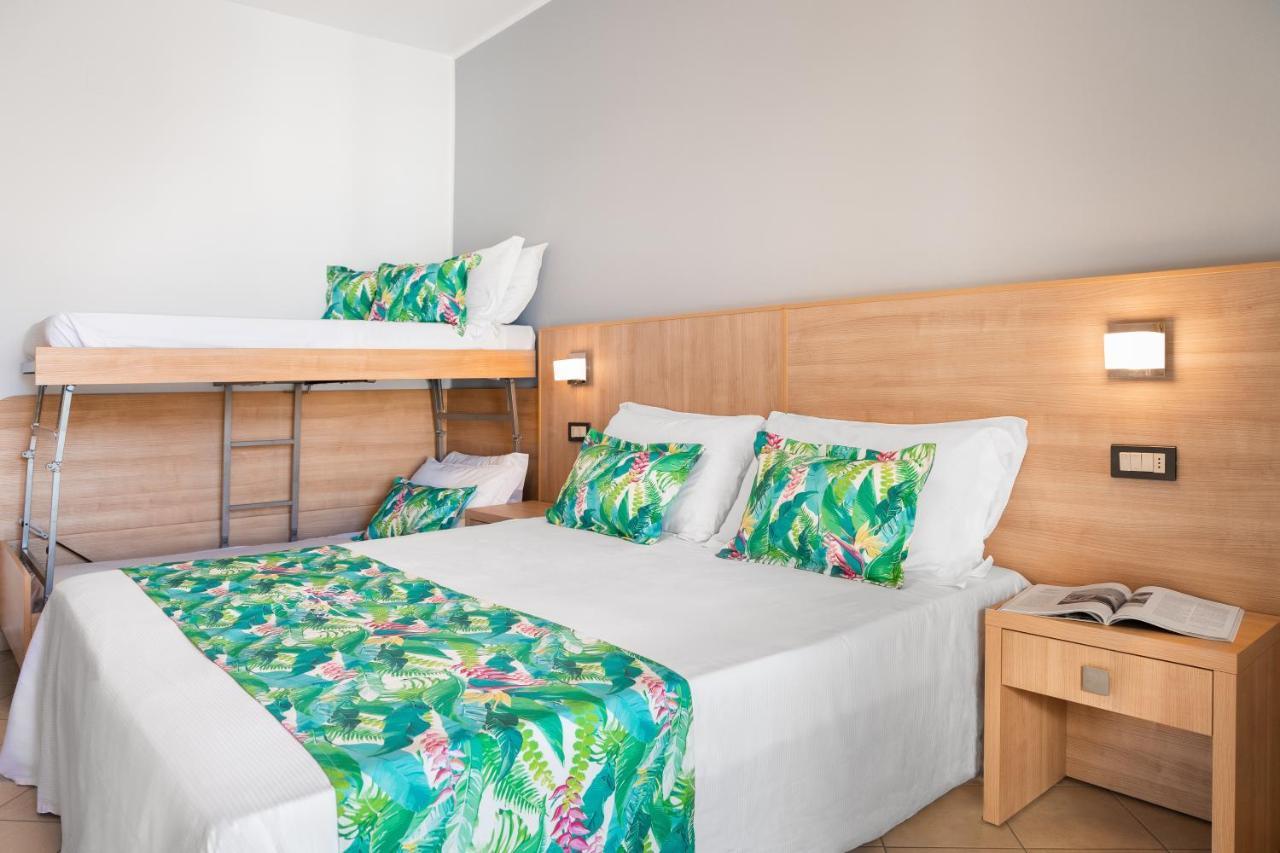 Hotel Amalfi - Smart Hotel Riccione Dış mekan fotoğraf