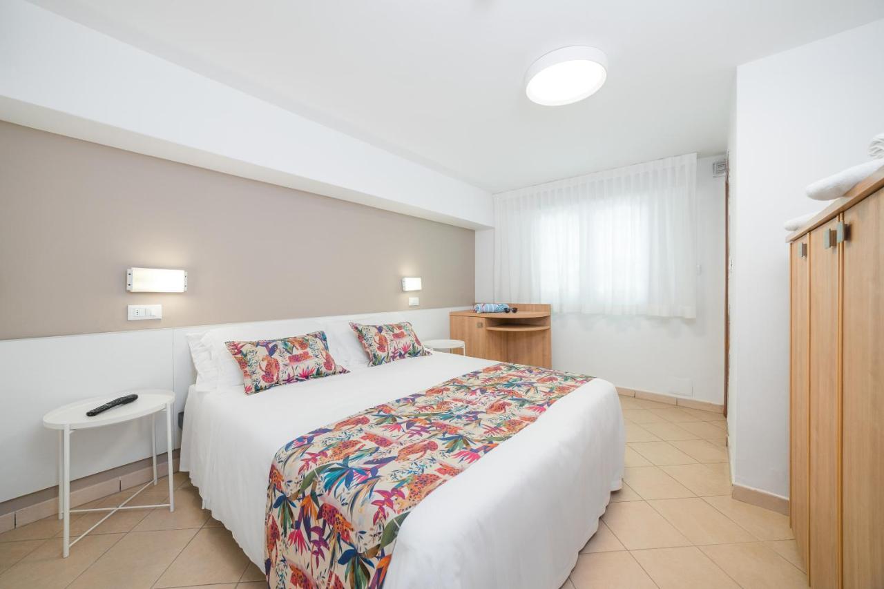 Hotel Amalfi - Smart Hotel Riccione Dış mekan fotoğraf
